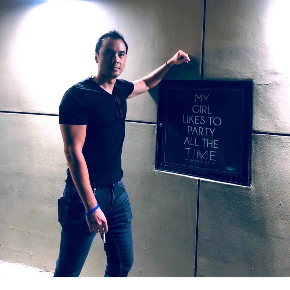 Meet your Posher, Troy